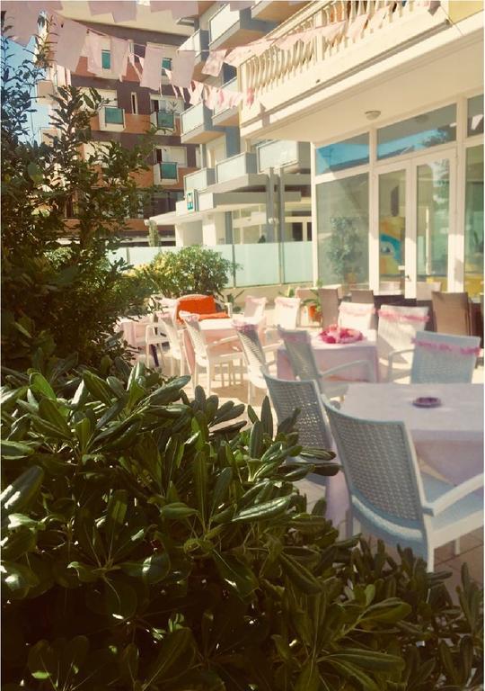 Hotel Villa Linda - Family Hotel - Nuova Costruzione Antisismica Riccione Exterior foto