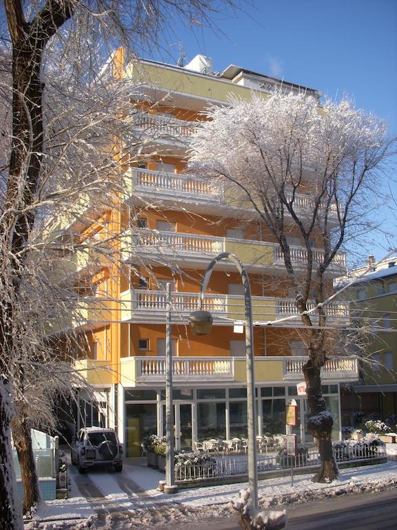 Hotel Villa Linda - Family Hotel - Nuova Costruzione Antisismica Riccione Exterior foto